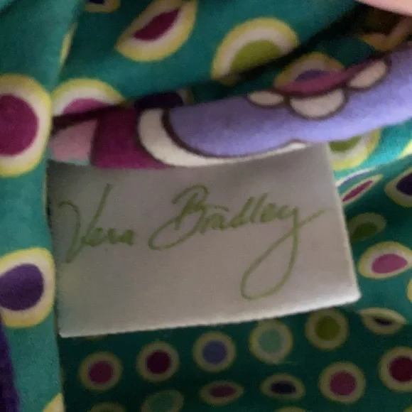 Vera Bradley - Picture 4 of 5